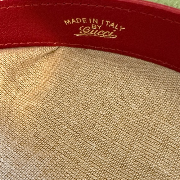 Stunning Gucci Aphrodite Medium Bag in Hard to Find Red - Picture 5 of 12